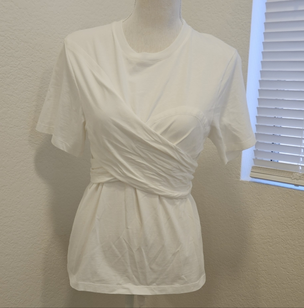 Chic Cedric Charlier White Short Sleeve Wrap  Women's Top